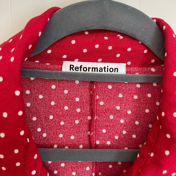 Reformation Noble Dress red white polka dot short sleeve button down size 8 - Picture 5 of 10